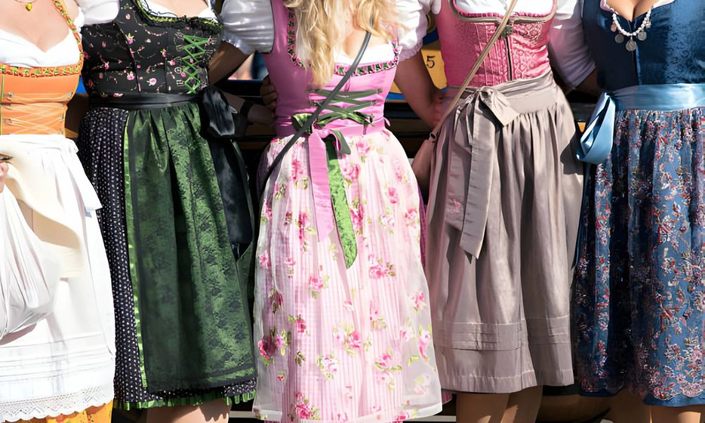modern dirndl style